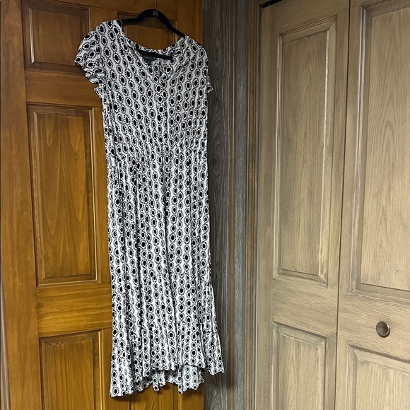 Style & Co Maxi Dress with Pockets - Picture 7 of 8